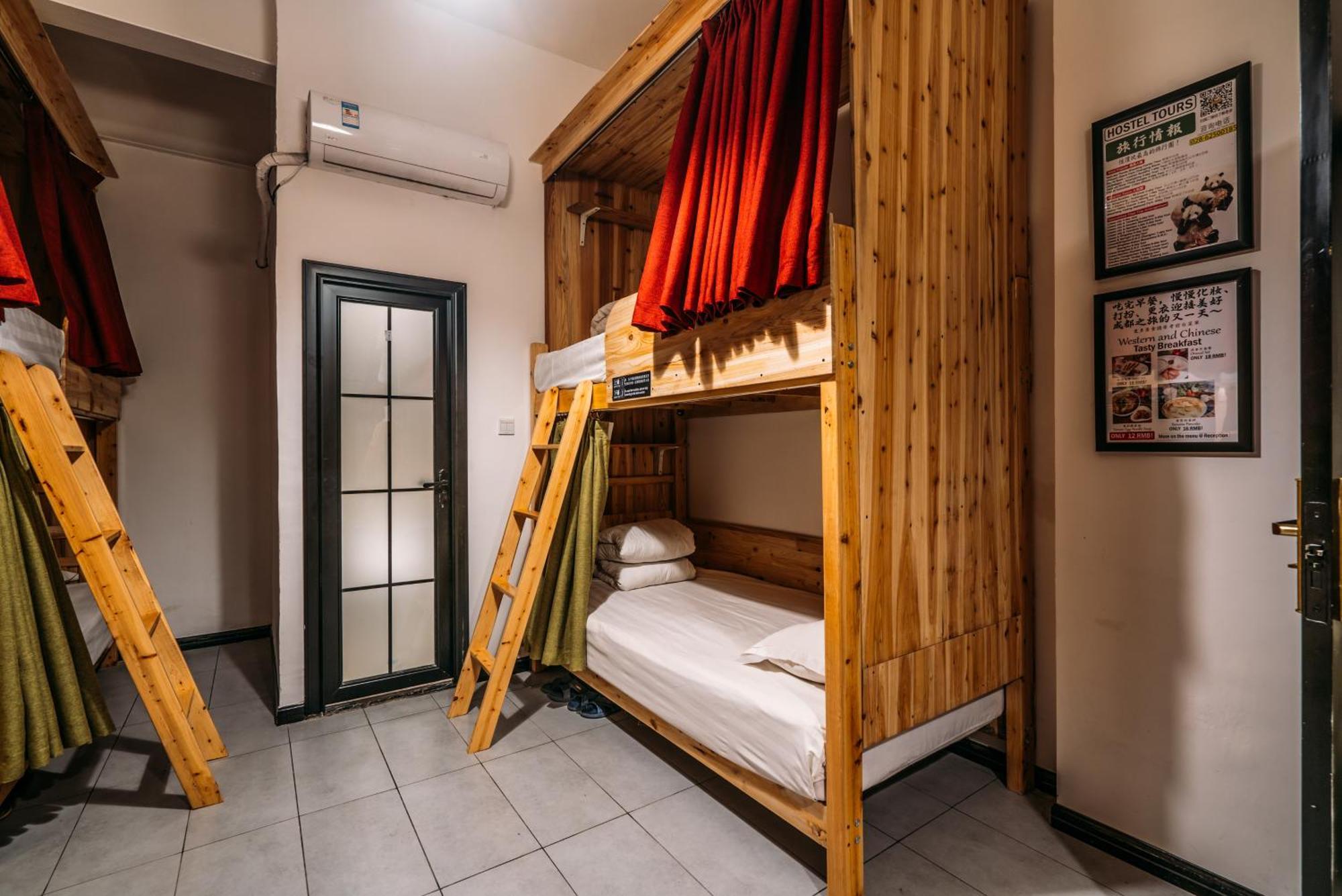 Chengdu Flipflop Hostel Poshpacker Zewnętrze zdjęcie